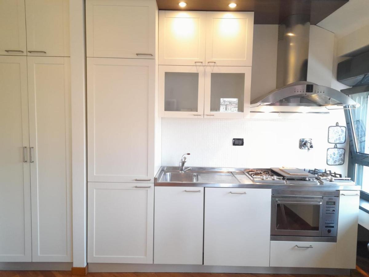 Ferienwohnung Bilocale Vista Mare Con Terrazzo-Porto Antico- Parcheggio Scontato Genua Exterior foto